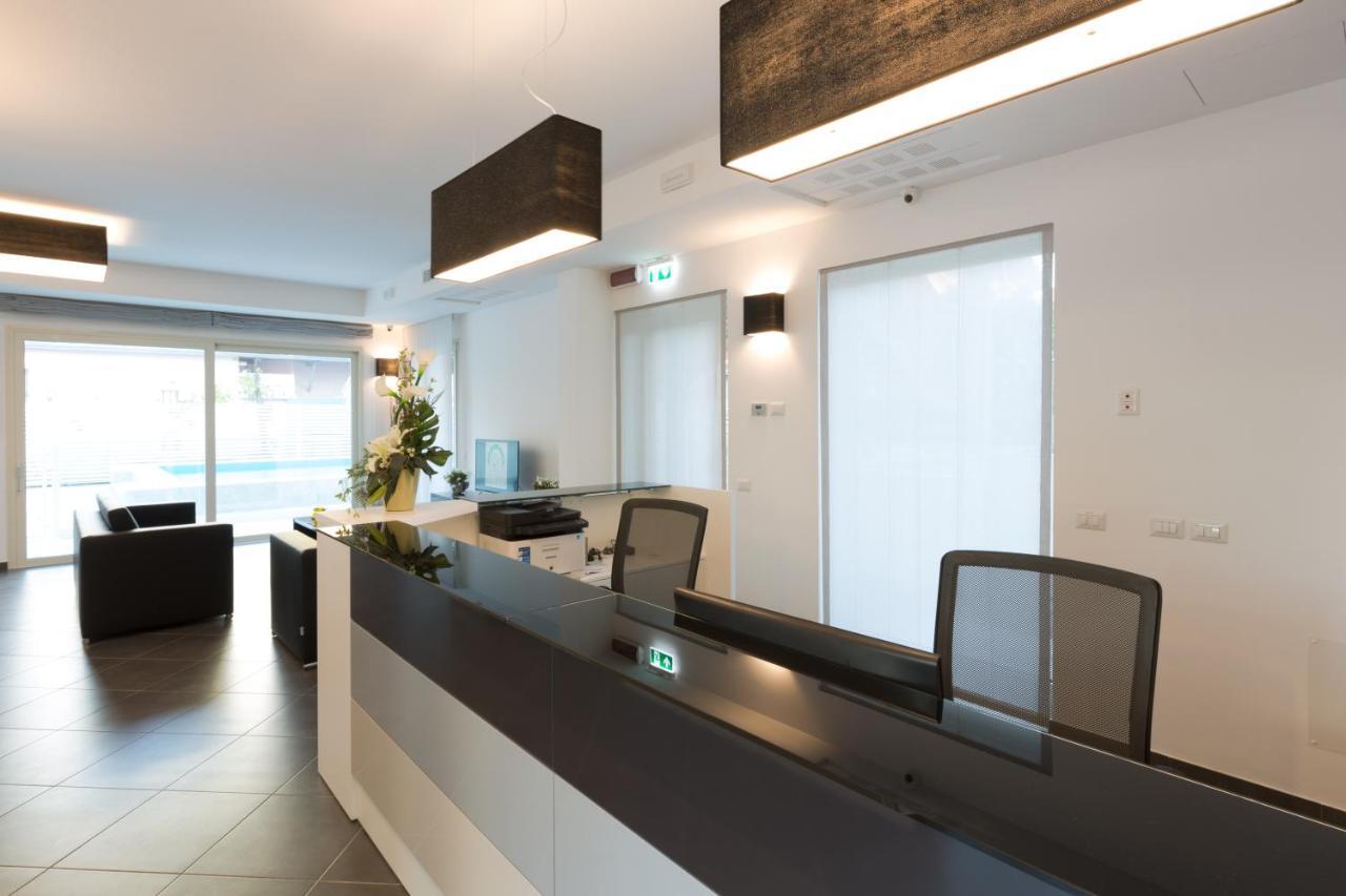 Residence Perla Verde Riccione Exterior photo